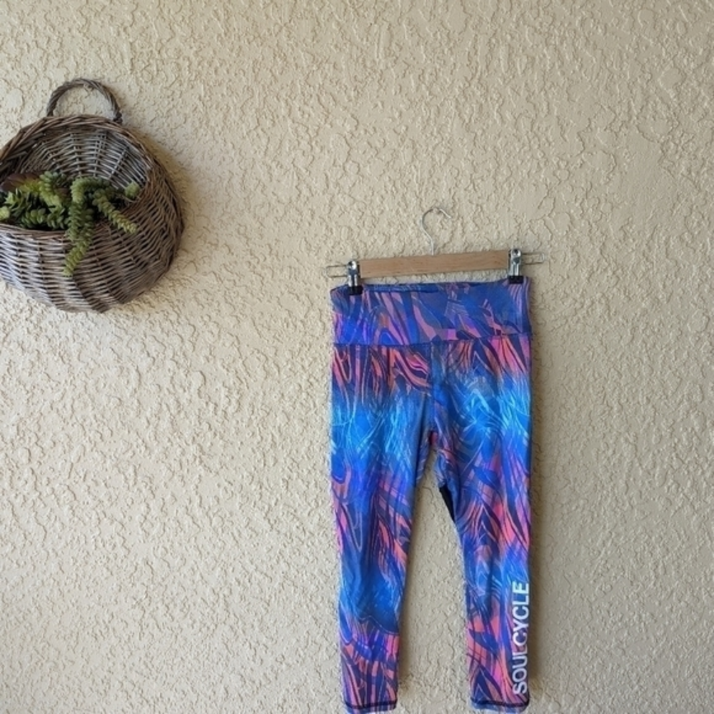Soul cycle marble crop pants‎